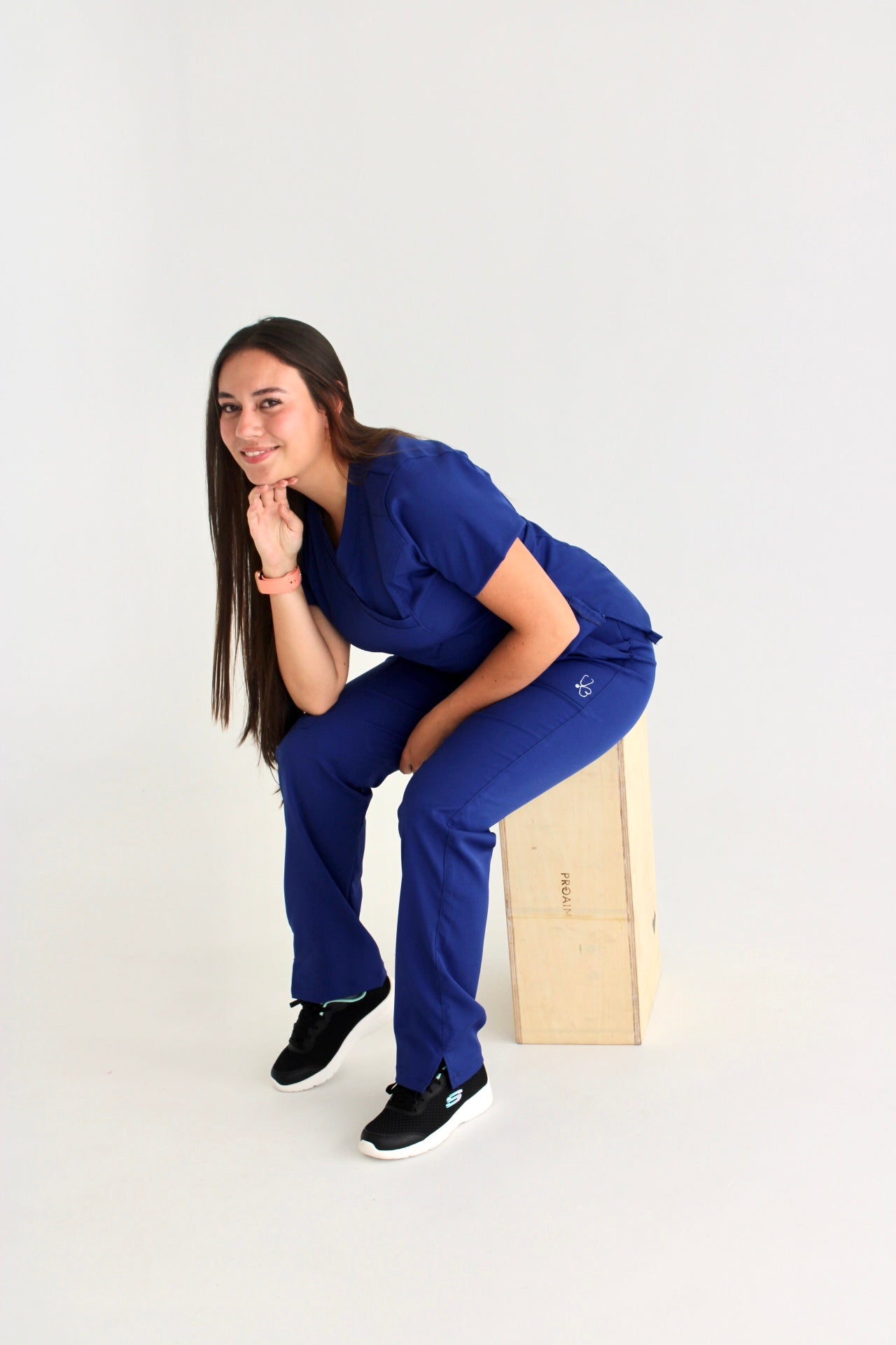 Uniforme cuello cruzado - mujer